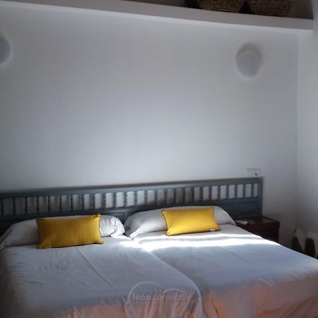 Leon Dormido Rooms & Apartments Polop Exterior foto