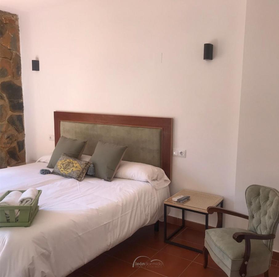 Leon Dormido Rooms & Apartments Polop Exterior foto