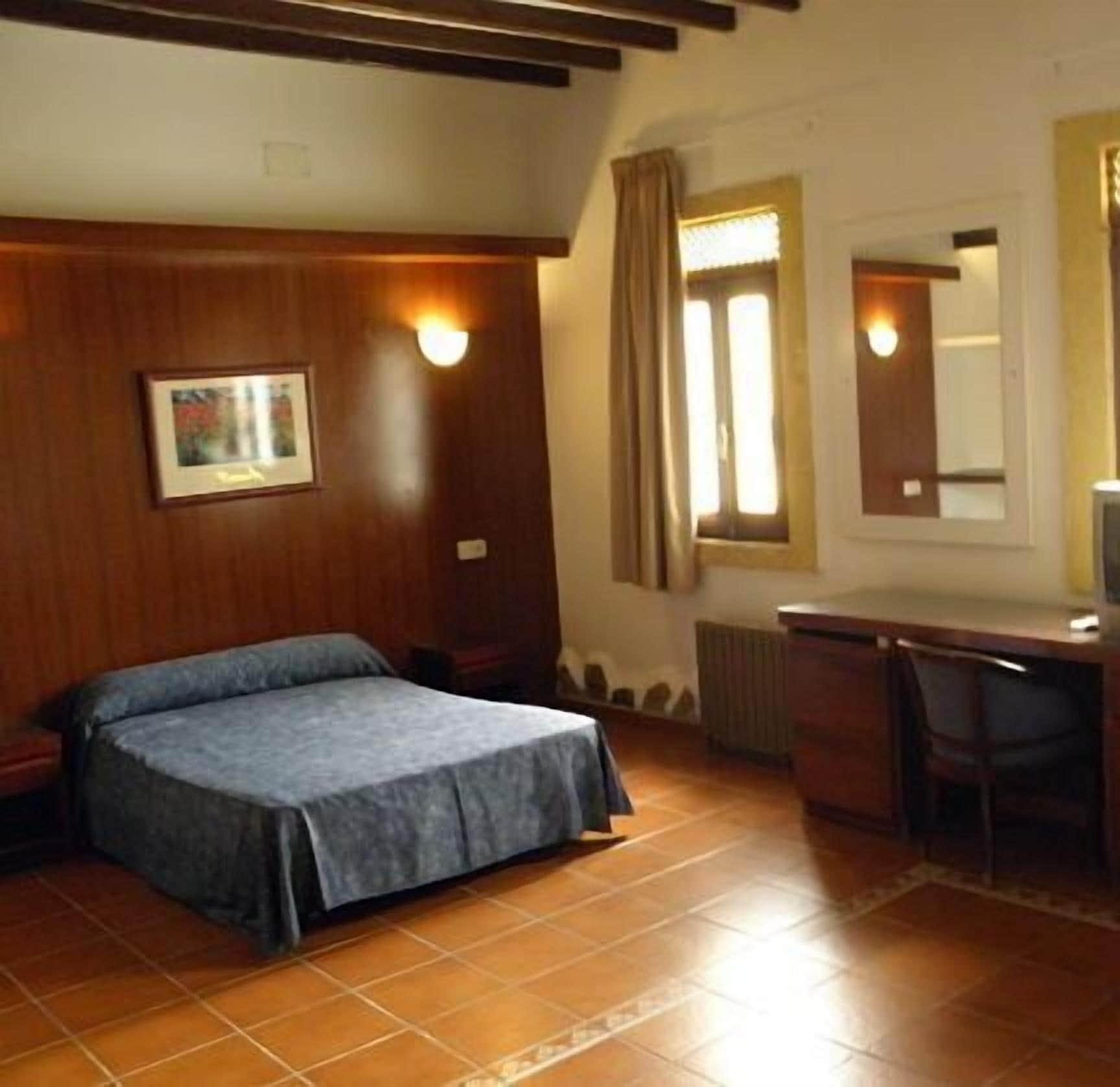 Leon Dormido Rooms & Apartments Polop Exterior foto