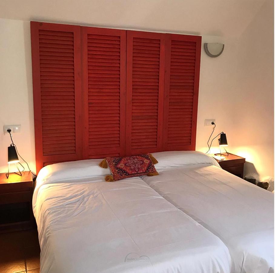 Leon Dormido Rooms & Apartments Polop Exterior foto