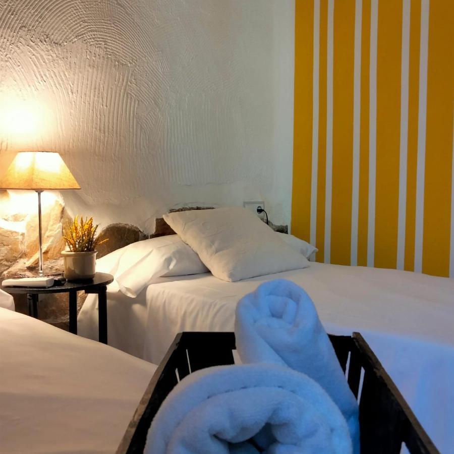 Leon Dormido Rooms & Apartments Polop Exterior foto